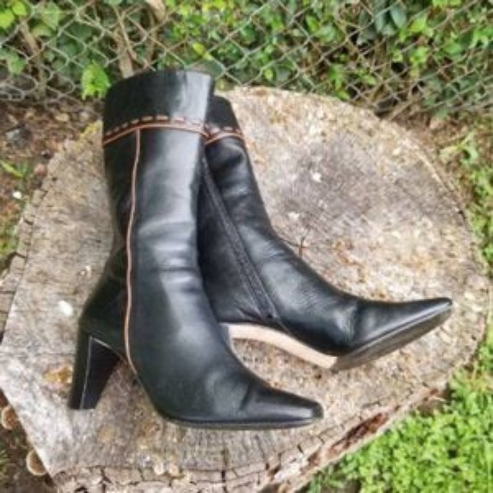 Made in Italy Amalfi Rangoni Black Boots with Trim